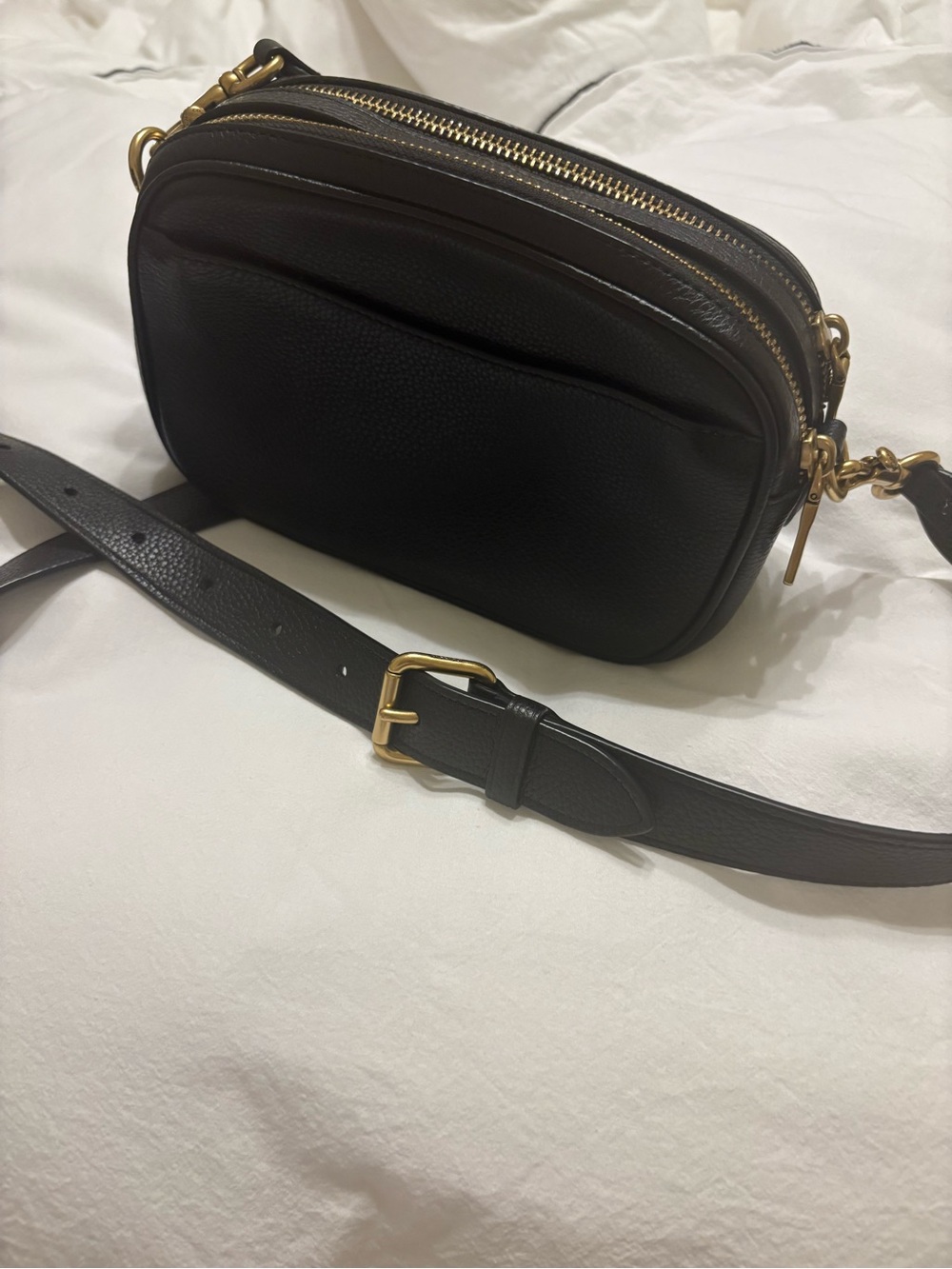 Coach Willow Camera Bag - Picture 10 of 10